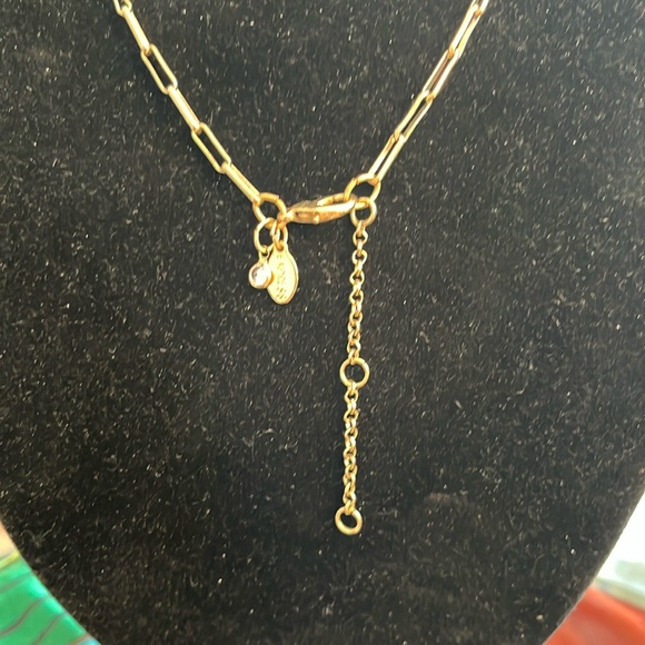 Express paper clip necklace, and earring set - Picture 6 of 9